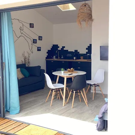 L'Herbeaudhier - Les Suites L'Epine  Exterior foto